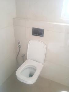 Common Bathroom Image of 1495 Sq.ft 3 BHK Apartment / Flat for sale in Tellapur Sangareddy for Rs. 9717506