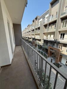 Balcony Image of 1680 Sq.ft 3 BHK Builder Floor for rent in Smartworld Orchard, Sector 61 Gurgaon for Rs. 57000