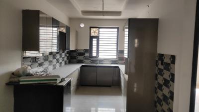 Kitchen Image of 1620 Sq.ft 3 BHK Builder Floor for sale in BPTP Eden Estate, Sector 81 Faridabad for Rs. 20500000