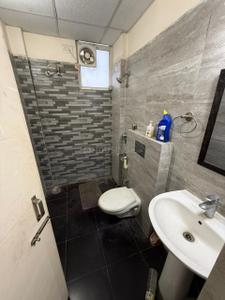 Bathroom Image of 1800 Sq.ft 3 BHK Apartment / Flat for rent in Alliance The Eminence, Gazipur Zirakpur for Rs. 29000