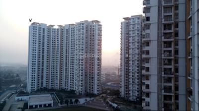Image of 1060 Sq.ft 2 BHK Apartment / Flat for rent in Lodha Luxuria, Thane West, Thane for Rs. 56000