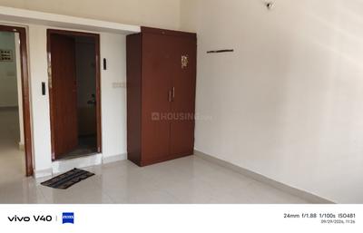 Bedroom Image of 1086 Sq.ft 2 BHK Apartment / Flat for rent in Karapakkam Chennai for Rs. 25000