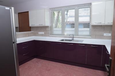 Kitchen Image of 3500 Sq.ft 4 BHK Villa for rent in Meridian The Sovereign, Panangad Kochi for Rs. 75000