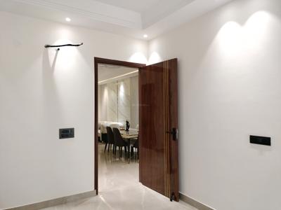 Bedroom Image of 1620 Sq.ft 3 BHK Builder Floor for sale in Amolik Aster Woods, Sector 98 Faridabad for Rs. 15000000