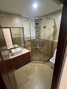 Bathroom Image of 2400 Sq.ft 3 BHK Apartment / Flat for rent in Cooke Town Bengaluru for Rs. 130000