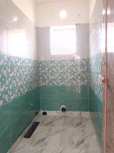 Common Bathroom Image of 1000 Sq.ft 3 BHK Apartment / Flat for sale in Nayabad Kolkata for Rs. 4000000