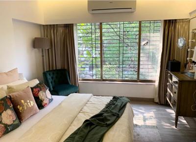Bedroom Image of 1200 Sq.ft 2 BHK Apartment / Flat for rent in Bandra West Mumbai for Rs. 99000