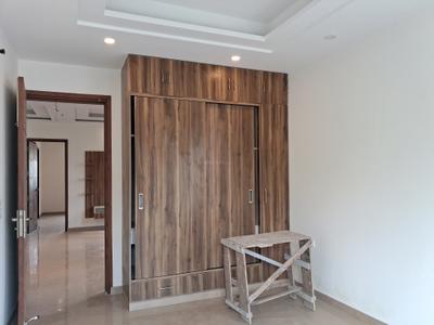 Bedroom Image of 1800 Sq.ft 3 BHK Builder Floor for sale in Paschim Vihar New Delhi for Rs. 41000000