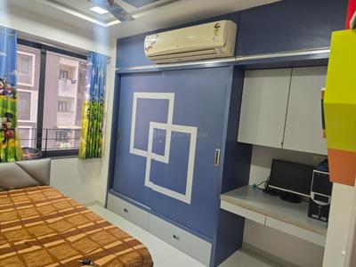 Bedroom Image of 2710 Sq.ft 4 BHK Apartment / Flat for sale in Gota Ahmedabad for Rs. 17200000
