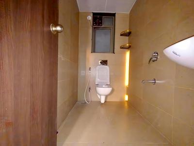 Image of 860 Sq.ft 2 BHK Apartment / Flat for rent in Runwal Eirene, Thane West, Thane for Rs. 35000