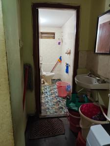 Bathroom Image of 800 Sq.ft 1 BHK Independent House for rent in Kukatpally Hyderabad for Rs. 11000