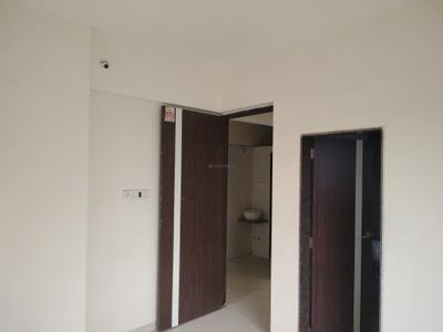 Bedroom Image of 530 Sq.ft 2 BHK Apartment / Flat for rent in Godrej Emerald, Thane West Thane for Rs. 21000