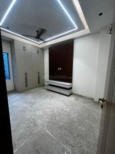 Bedroom Image of 1700 Sq.ft 3 BHK Builder Floor for sale in Janakpuri New Delhi for Rs. 43500000