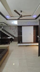 Image of 900 Sq.ft 3 BHK Independent House for rent in Iscon Ambli Road, Ahmedabad for Rs. 32000