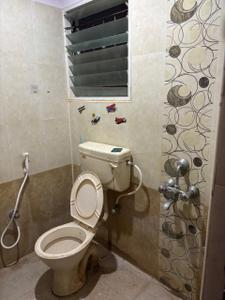 Bathroom Image of 1356 Sq.ft 3 BHK Apartment / Flat for rent in Aryan Moon Stone, Thanisandra Bengaluru for Rs. 25000