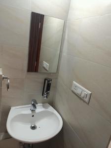Bathroom Image of 980 Sq.ft 2 BHK Apartment / Flat for rent in Mahindra Centralis Tower 4, Pimpri Pune for Rs. 35000