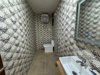 Image of 900 Sq.ft 2 BHK Builder Floor for sale in Lajpat Nagar, New Delhi for Rs. 15000000