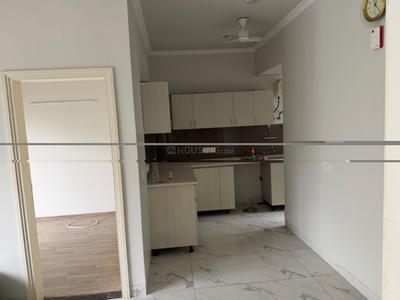 Kitchen Image of 2200 Sq.ft 2.5 BHK Builder Floor for rent in Central Park Flower Valley, Sector 33 Sohna for Rs. 30000
