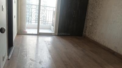 Bedroom Image of 910 Sq.ft 2.5 BHK Apartment / Flat for rent in Prateek Grand City, Siddharth Vihar Ghaziabad for Rs. 24000