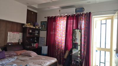 Bedroom Image of 2250 Sq.ft 3 BHK Builder Floor for sale in Canal Road Dehradun for Rs. 16500000