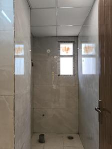 Common Bathroom Image of 1450 Sq.ft 3 BHK Apartment / Flat for sale in Noida Extension Greater Noida for Rs. 4800000