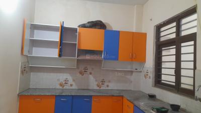 Kitchen Image of 1500 Sq.ft 2 BHK Builder Floor for rent in Patel Nagar Gurgaon for Rs. 38000