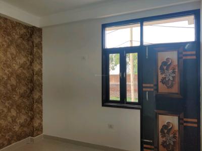 Bedroom Image of 900 Sq.ft 3 BHK Builder Floor for sale in DLF Ankur Vihar Ghaziabad for Rs. 3445222
