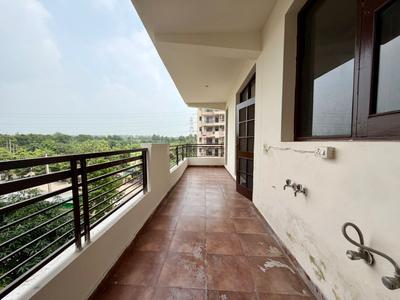 Balcony Image of 1950 Sq.ft 4 BHK Apartment / Flat for rent in Panchkula Extension Panchkula for Rs. 35999