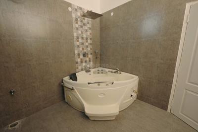 Bathroom Image of 2507 Sq.ft 5 BHK Villa for sale in Casagrand Pavilion, Thazhambur Chennai for Rs. 22000000