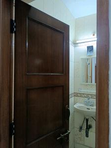Bedroom Four Image of 2000 Sq.ft 4 BHK Apartment / Flat for rent in Sarita Vihar New Delhi for Rs. 75000