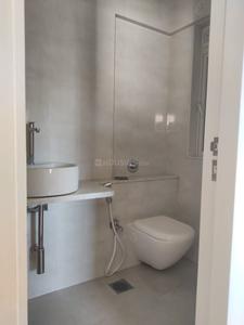 Bathroom Image of 550 Sq.ft 1 BHK Apartment / Flat for sale in Sugee Atharva, Prabhadevi Mumbai for Rs. 19500000