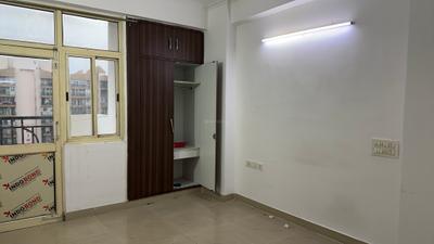 Bedroom Image of 1275 Sq.ft 2.5 BHK Apartment / Flat for rent in Gardenia Square, Crossings Republik Ghaziabad for Rs. 20000