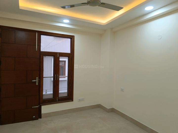 3 BHK 900 Sqft Flat for sale at Sultanpur, New Delhi Property ID