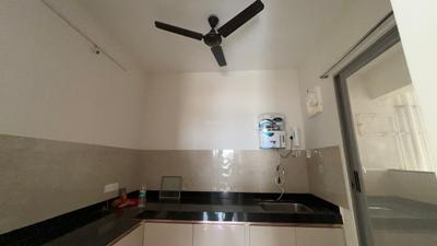 Kitchen Image of 920 Sq.ft 2.5 BHK Apartment / Flat for rent in VJ Yashwin Enchante Phase 1, Upper Kharadi Pune for Rs. 30000