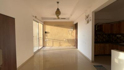 Living Room Image of 910 Sq.ft 2.5 BHK Apartment / Flat for sale in Prateek Grand City, Siddharth Vihar Ghaziabad for Rs. 10700000