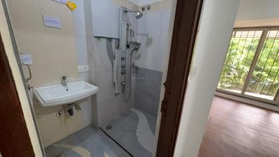 Image of 1250 Sq.ft 3 BHK Apartment / Flat for sale in Anmol Towers, Goregaon West, Mumbai for Rs. 36000000