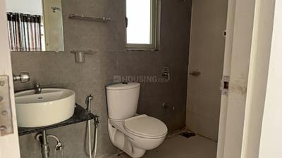 Image of 1080 Sq.ft 2 BHK Apartment / Flat for rent in Adani The Meadows, Shantigram, Ahmedabad for Rs. 23000