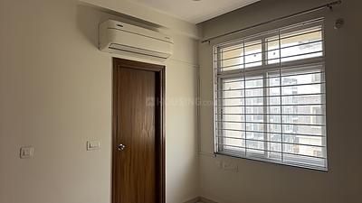 Bedroom Image of 1800 Sq.ft 3 BHK Apartment / Flat for rent in Shilpa Hills Hyderabad for Rs. 45000