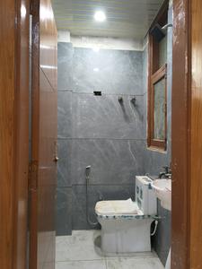Common Bathroom Image of 1106 Sq.ft 3 BHK Builder Floor for sale in Vasundhara Ghaziabad for Rs. 8000000