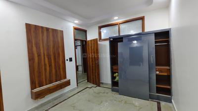 Bedroom Image of 750 Sq.ft 2 BHK Builder Floor for rent in Sector 25 Rohini New Delhi for Rs. 13000
