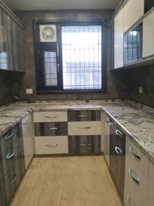 Kitchen Image of 1350 Sq.ft 3 BHK Builder Floor for rent in Paschim Vihar New Delhi for Rs. 45000