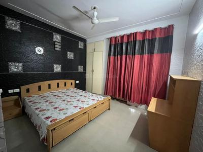 Bedroom Image of 3250 Sq.ft 3 BHK Builder Floor for rent in Essel Suncity 35, Suncity Township-I Rohtak for Rs. 35000