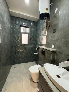 Bathroom Image of 2000 Sq.ft 3 BHK Builder Floor for sale in Vipul World, Sector 48 Gurgaon for Rs. 30000000