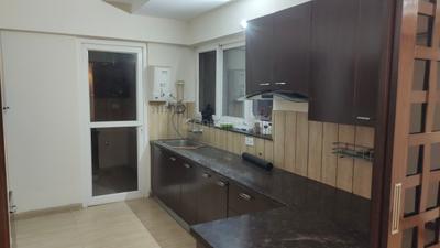 Kitchen Image of 2250 Sq.ft 3 BHK Apartment / Flat for rent in Janta Falcon View, JLPL Industrial Area Mohali for Rs. 70000
