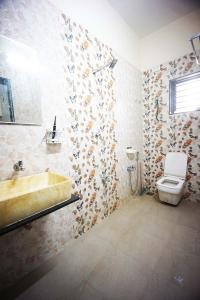 Image of 2250 Sq.ft 5 BHK Duplex for sale in Ghatlodiya, Ahmedabad for Rs. 21100000