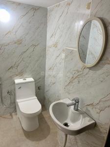 Bathroom Image of 1200 Sq.ft 2 BHK Builder Floor for rent in HBR Layout Bengaluru for Rs. 30000