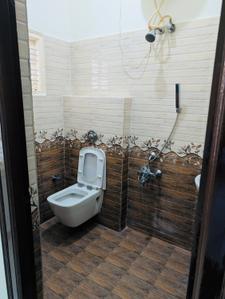 Bathroom Image of 1200 Sq.ft 2 BHK Independent House for rent in Battarahalli Bengaluru for Rs. 28000