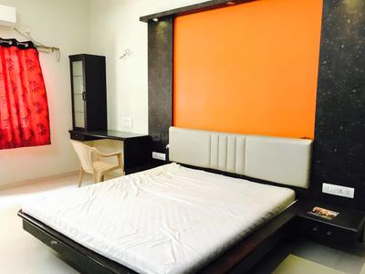 Bedroom Image of 1200 Sq.ft 1 BHK Apartment / Flat for rent in Shyamal Ahmedabad for Rs. 30000
