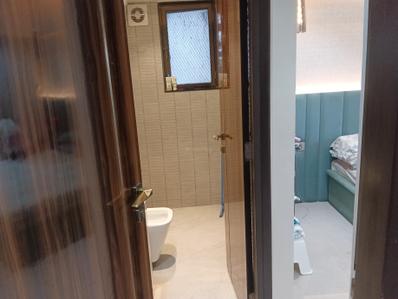 Jeevan Sona Bathroom Two 3