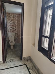 Bathroom Image of 1100 Sq.ft 2 BHK Builder Floor for rent in Huda Sectors Panipat for Rs. 16000